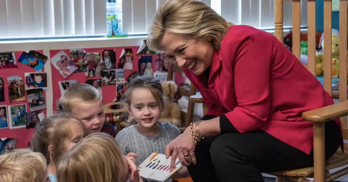 Hillary Clinton Visits Romania Children
