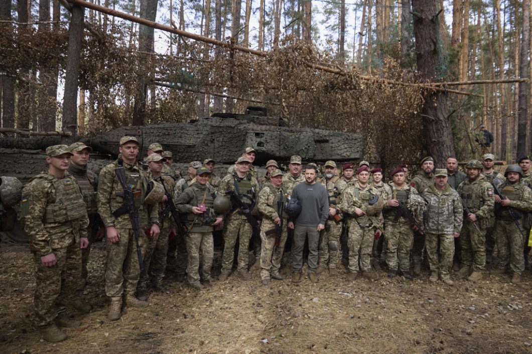 Zelensky-and-Ukranian-Army