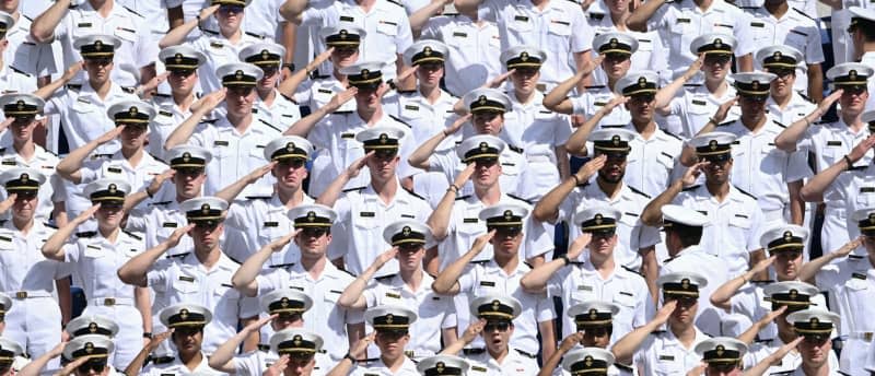 Active Duty Navy JAG Officer Said He Will Hunt Down ICE Agents